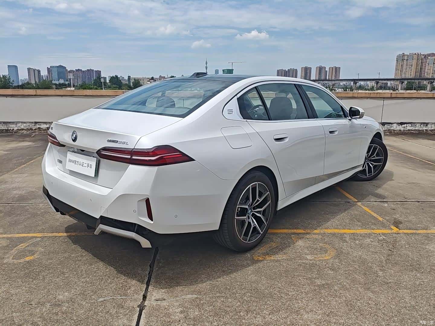 BMW i5, 2024 8