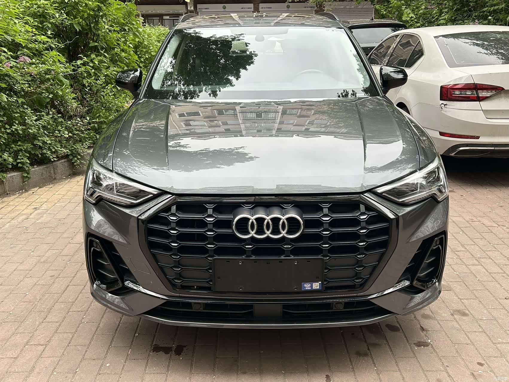 Audi Q3, 2023 2