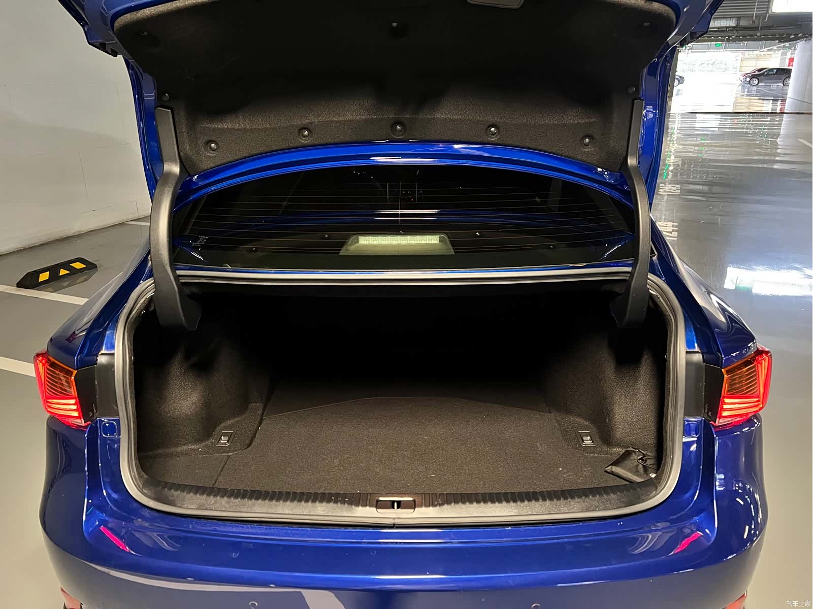 Lexus IS, 2018 14