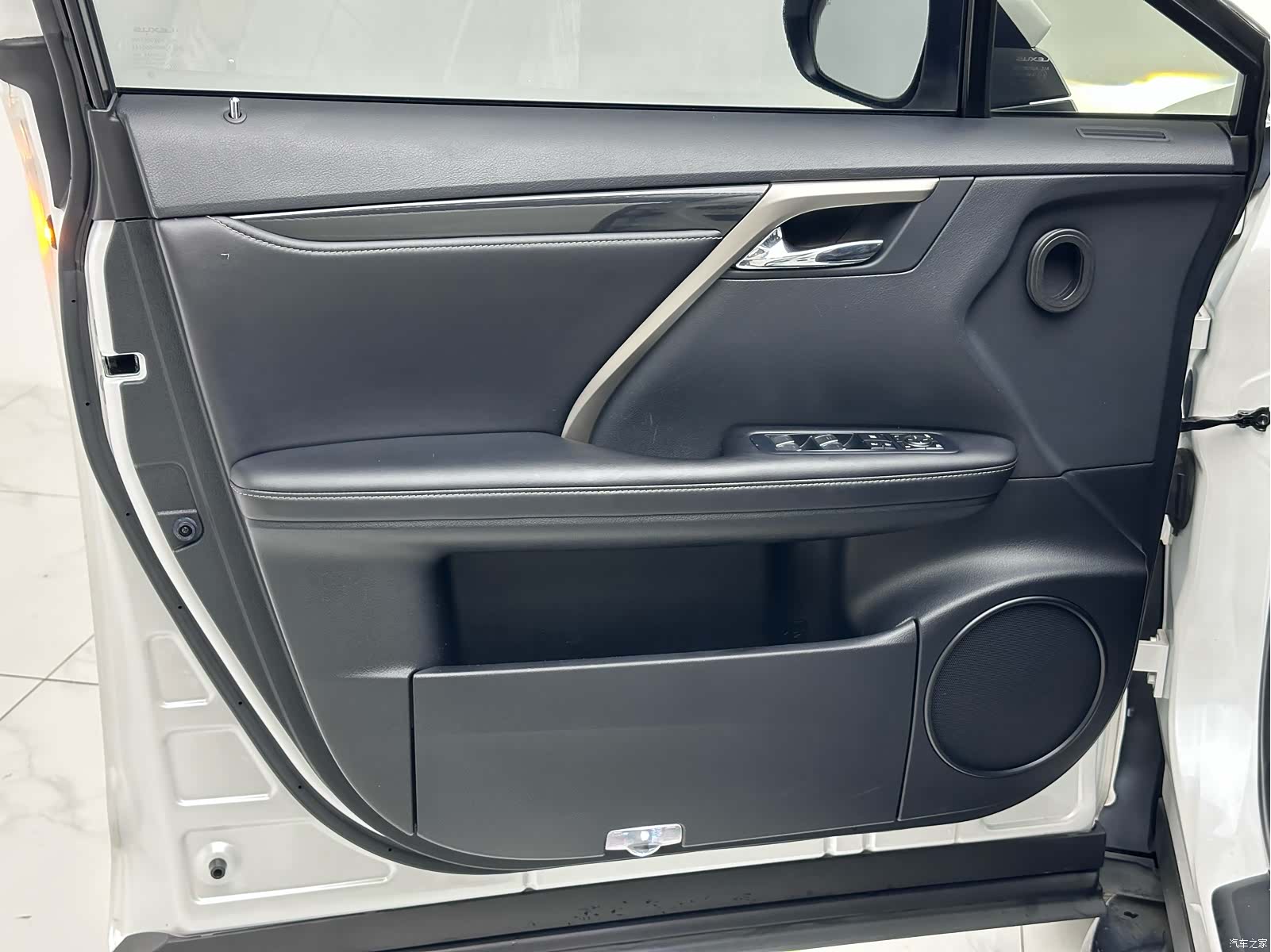 Lexus RX, 2019 7