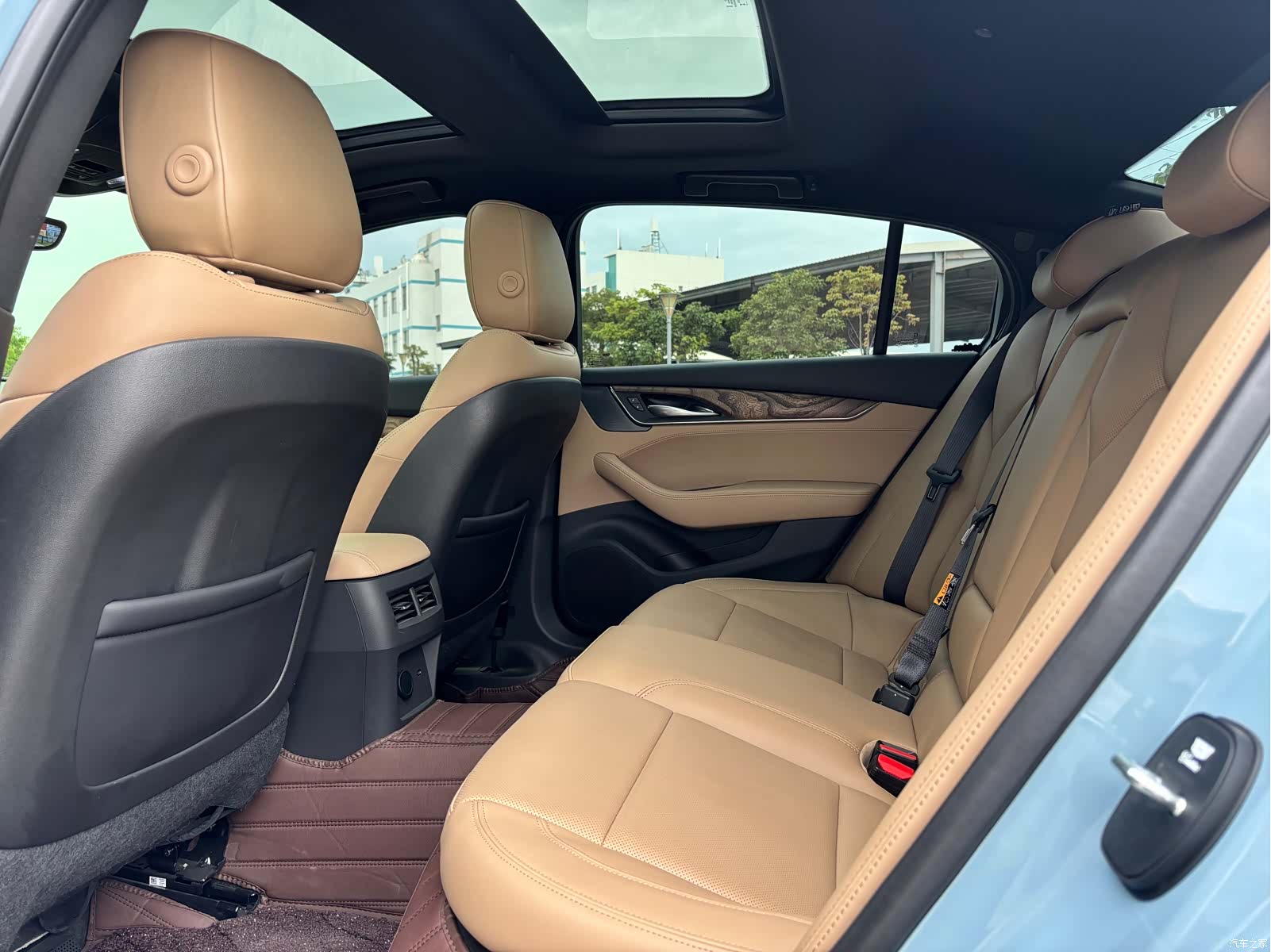 Cadillac CT5, 2025 17