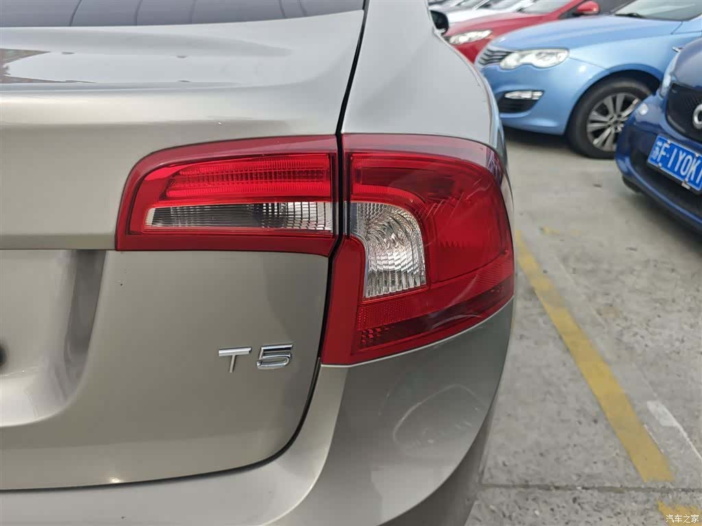 Volvo S60, 2014 8