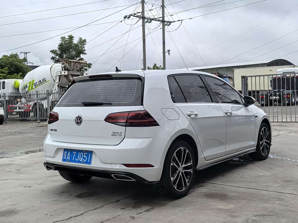 Volkswagen golf