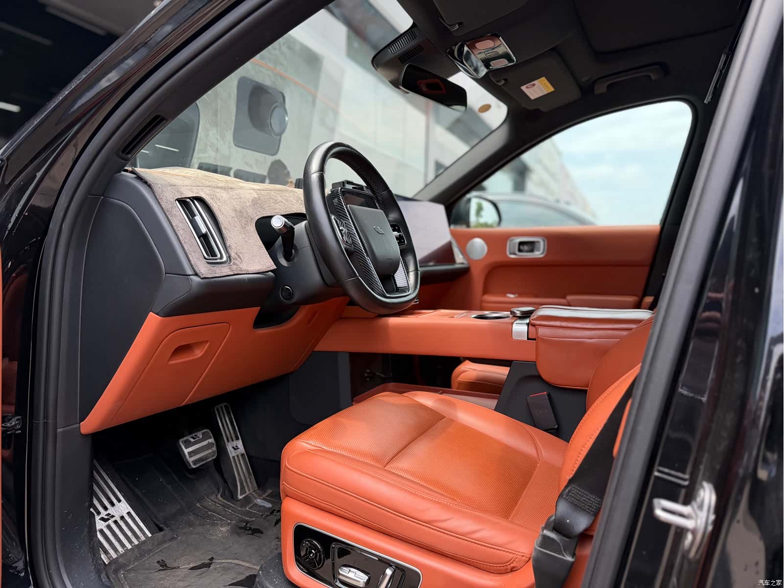 Li Auto L8, 2023 7