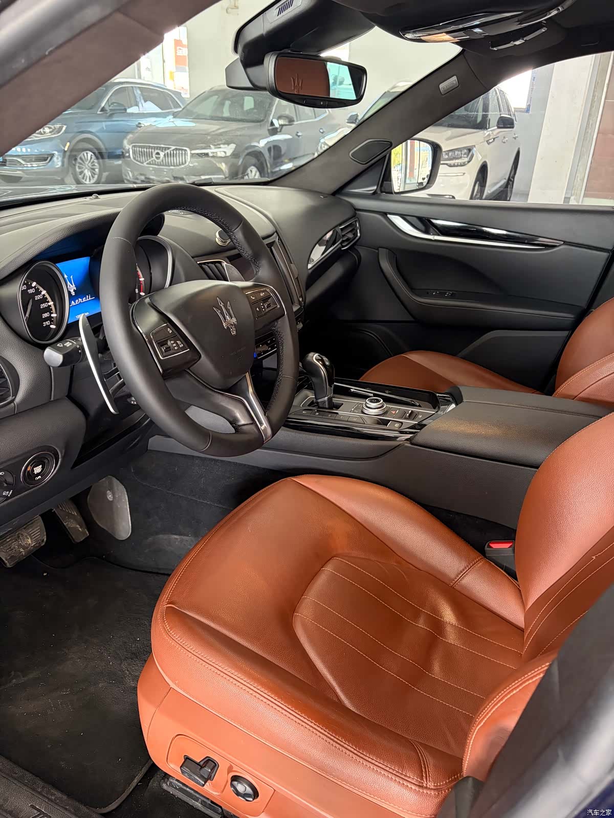 Maserati Levante, 2018 6