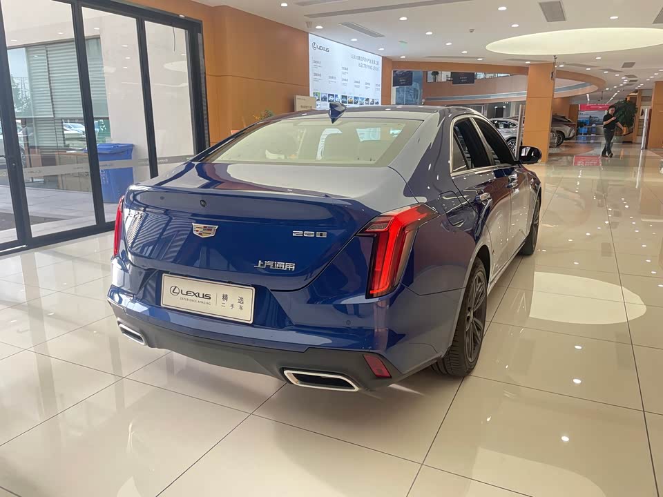 Cadillac CT4