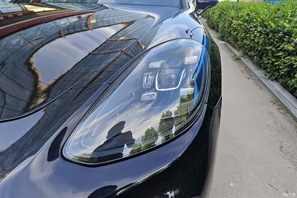 Porsche Panamera, 2019 все фото