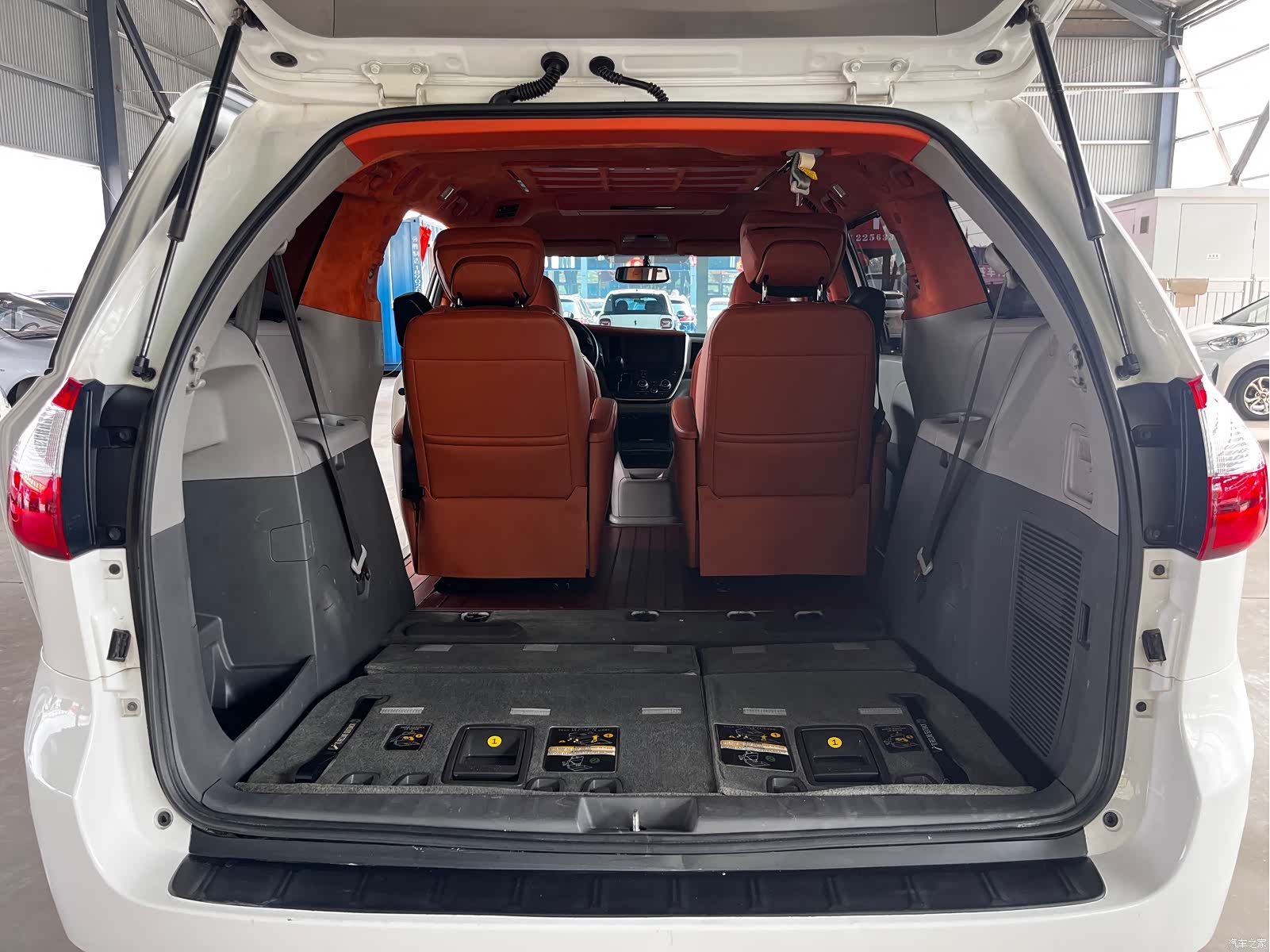 Toyota Sienna, 2017 17
