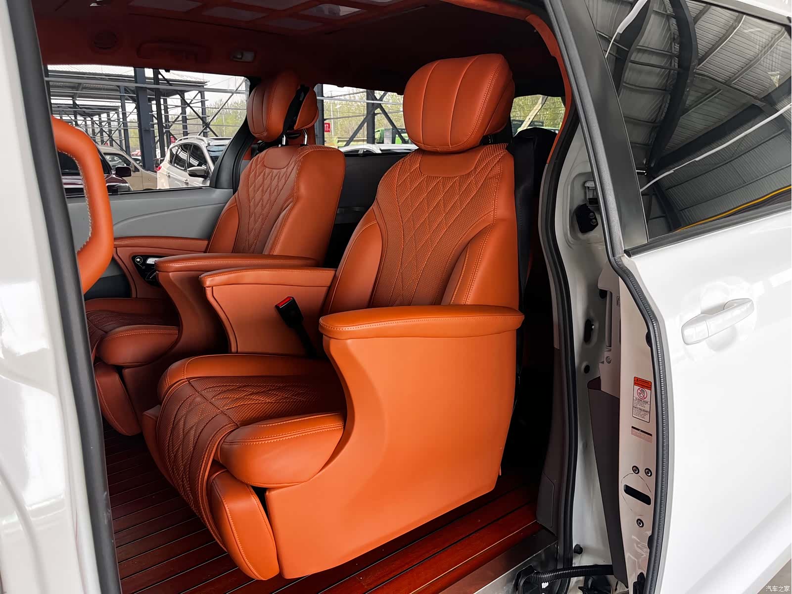 Toyota Sienna, 2017 14