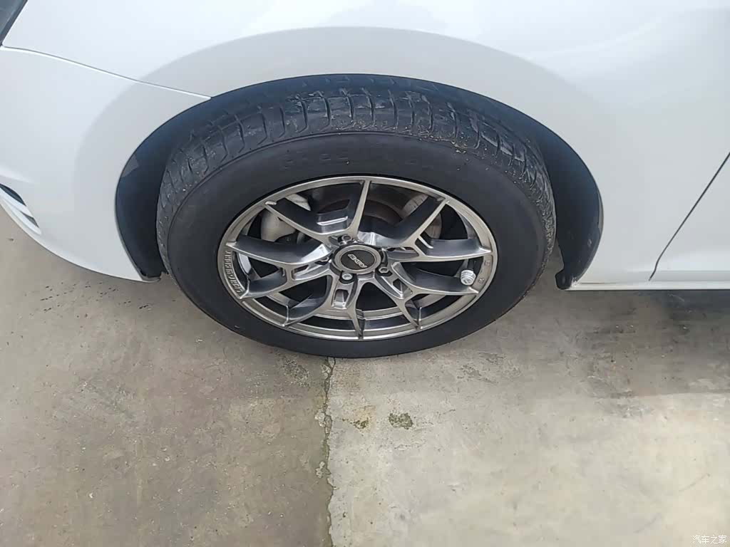 Volkswagen Golf, 2016 23