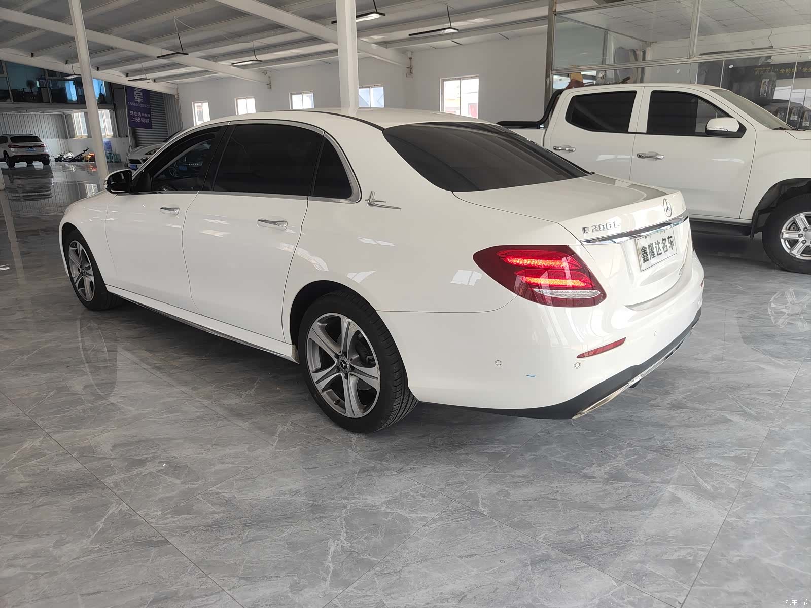 Mercedes-Benz E-Class, 2018 4