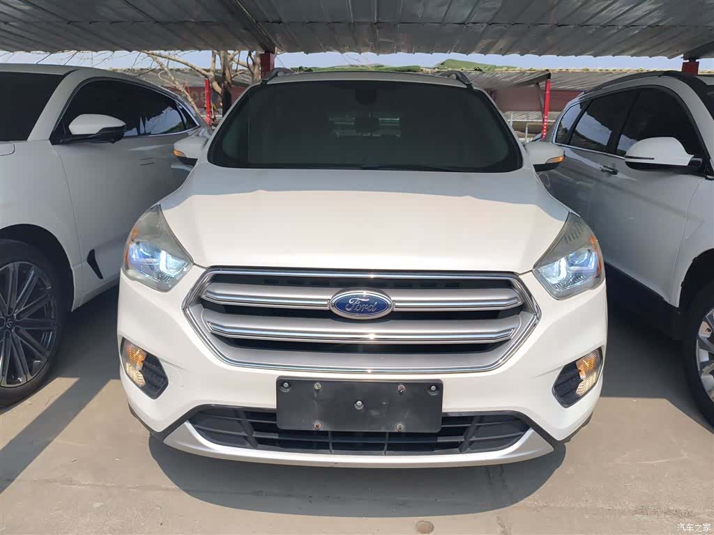 Ford Kuga, 2017 3