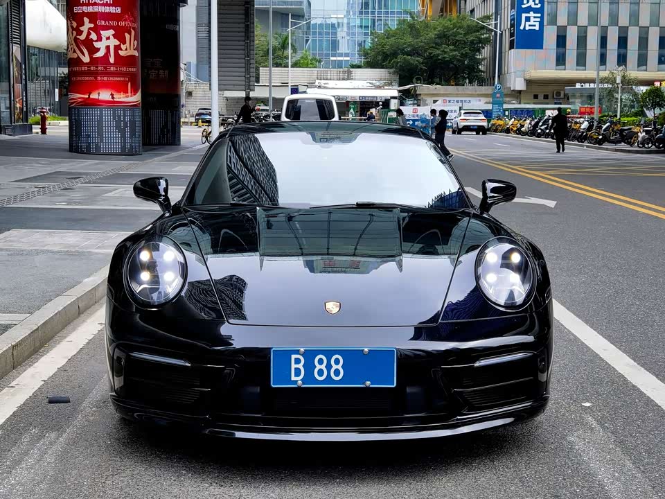 Porsche 911