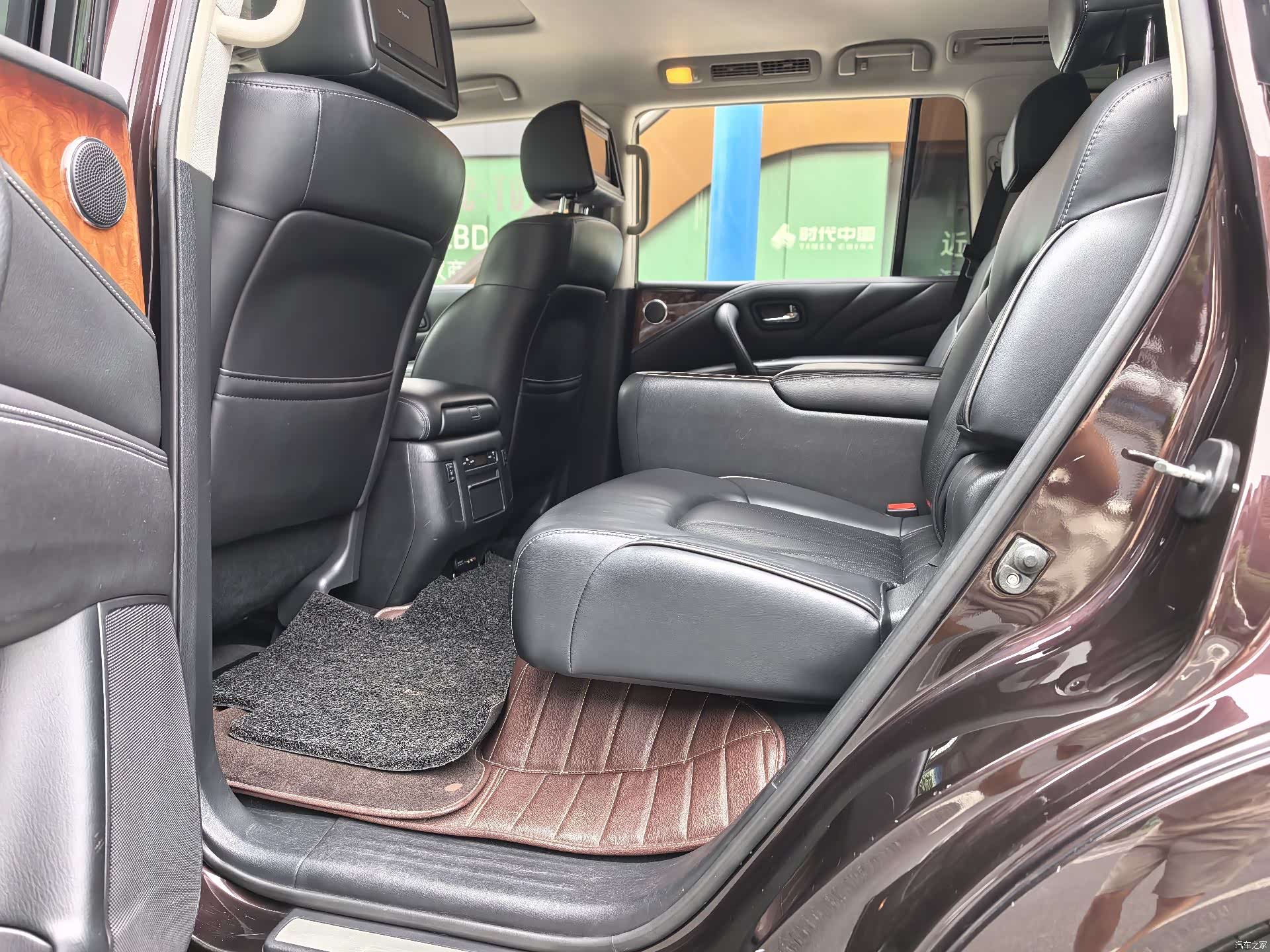 Infiniti QX80, 2016 6