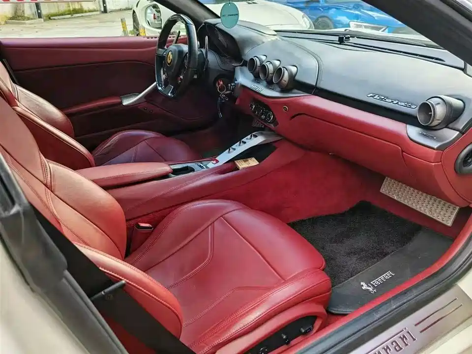 Ferrari F12berlinetta