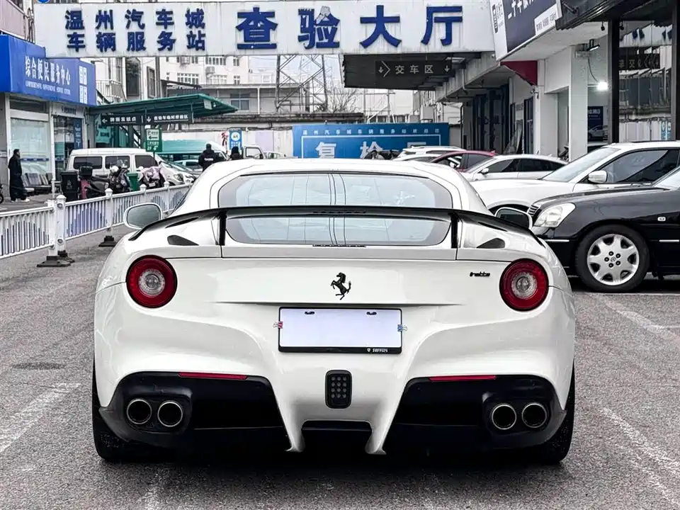 Ferrari F12berlinetta