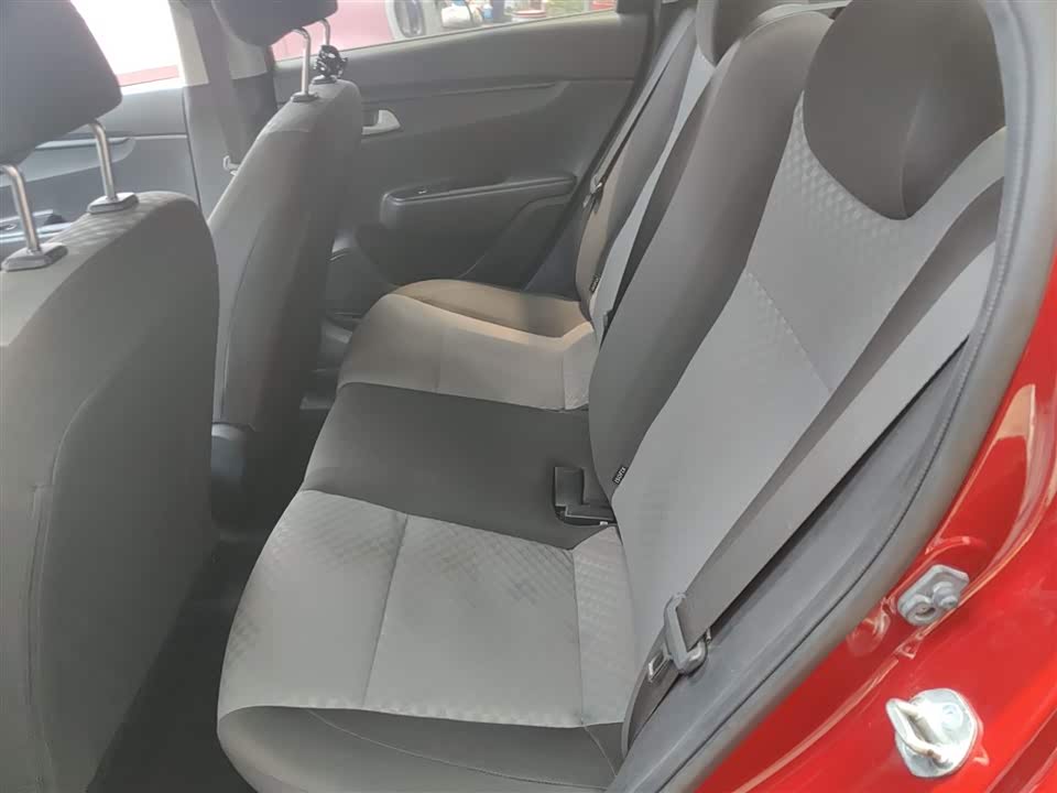 Kia K2