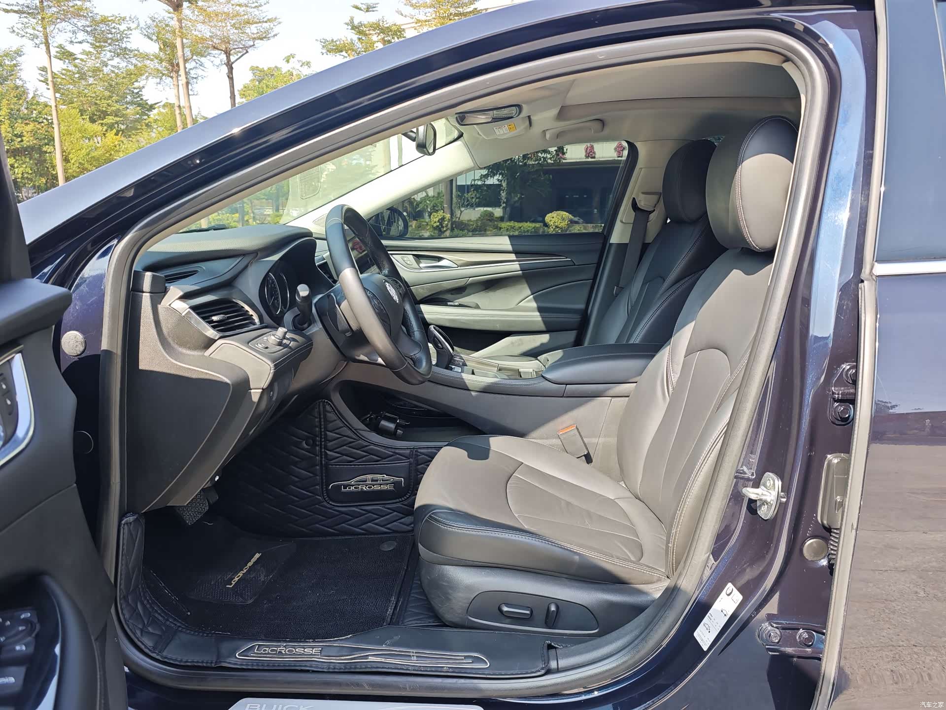 Buick LaCrosse, 2022 12