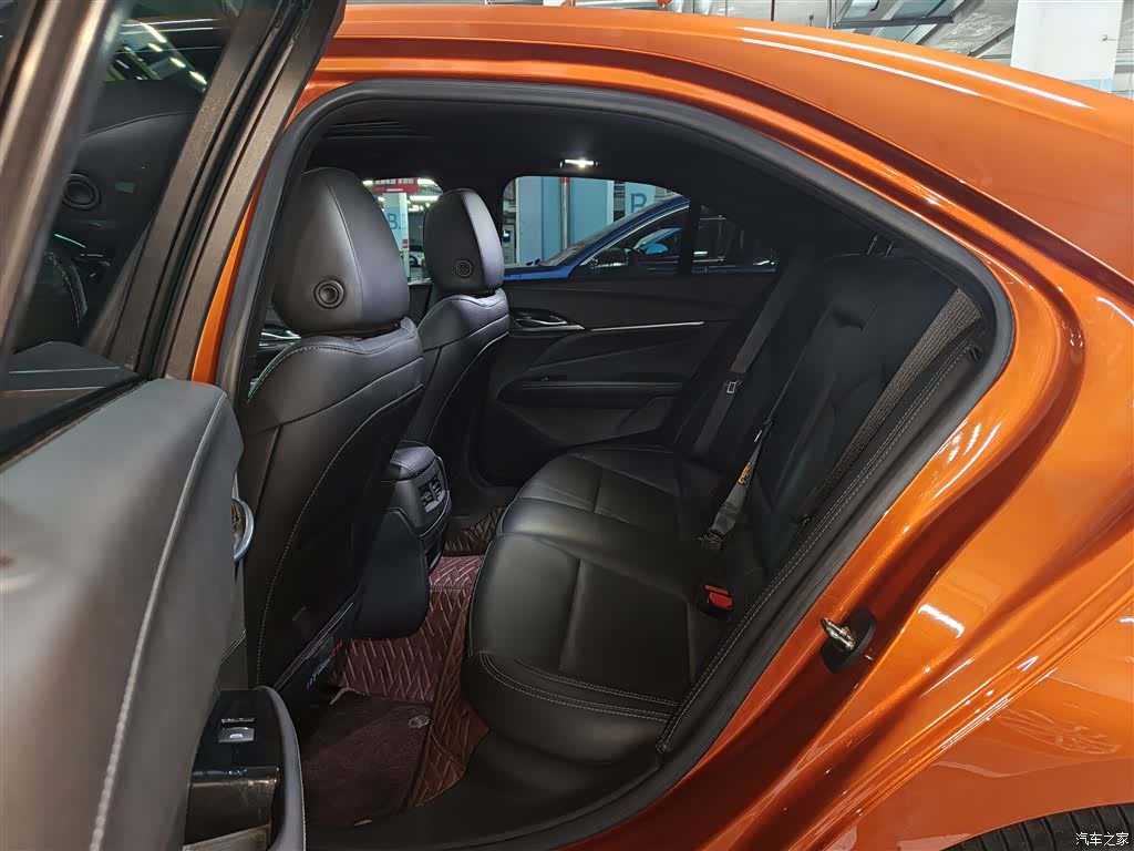 Cadillac CT4, 2023 16