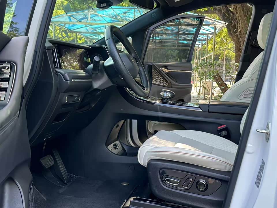 Trumpchi Trumpchi M8