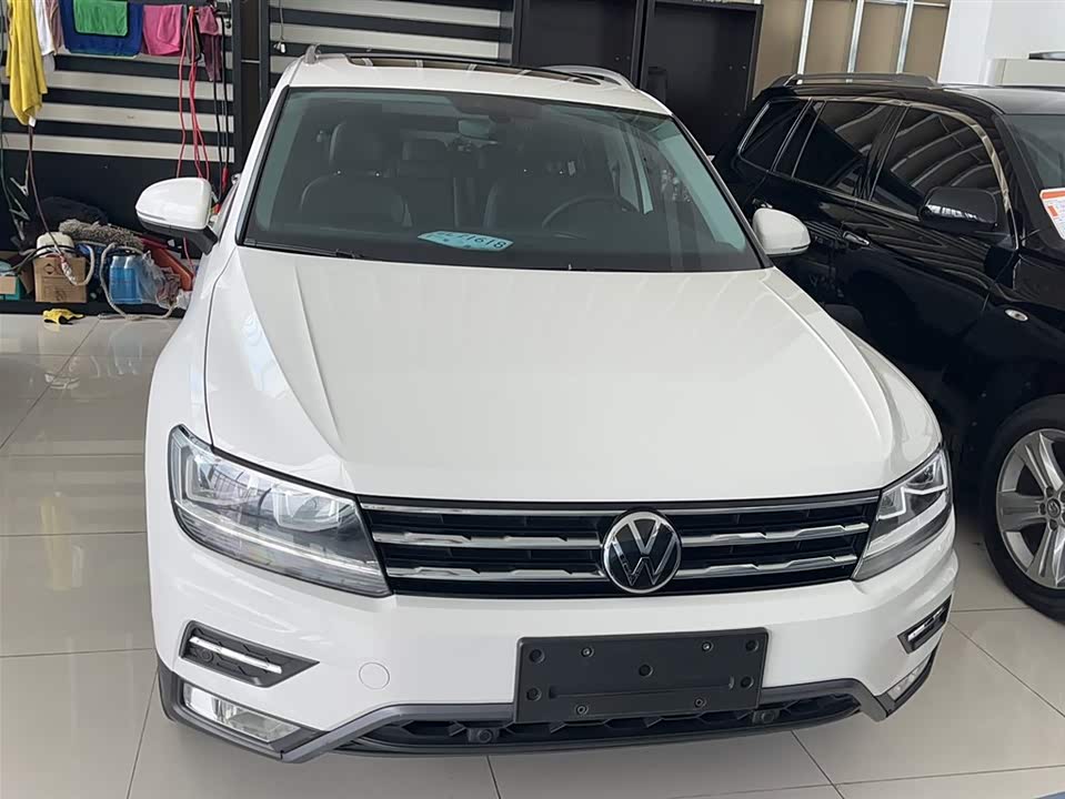 Volkswagen Tiguan L