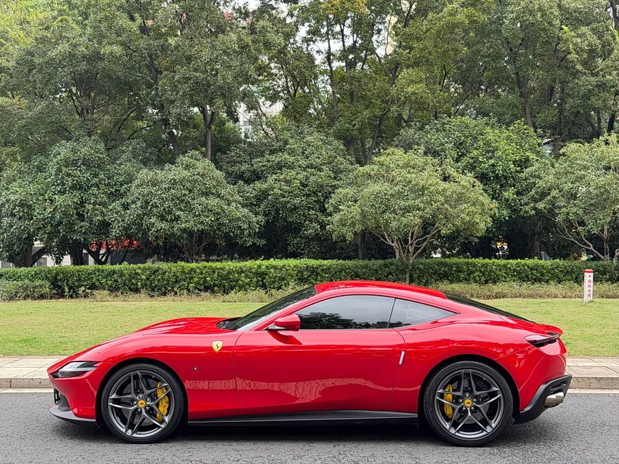Ferrari Roma 2023, фото 3