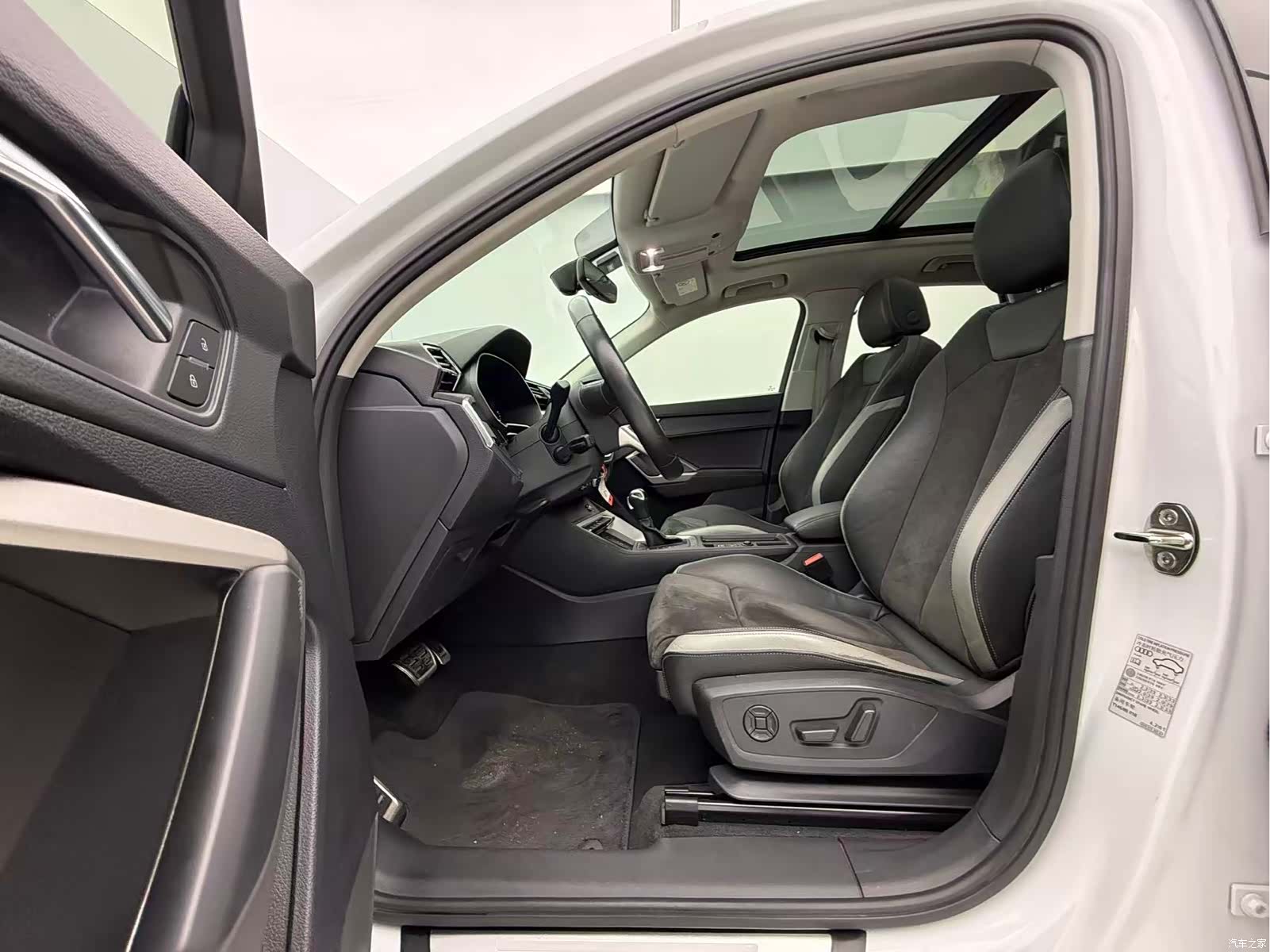 Audi Q3, 2021 9