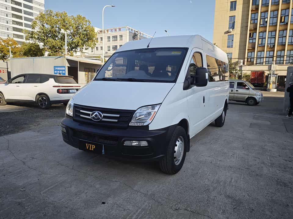MAXUS Xintu V80
