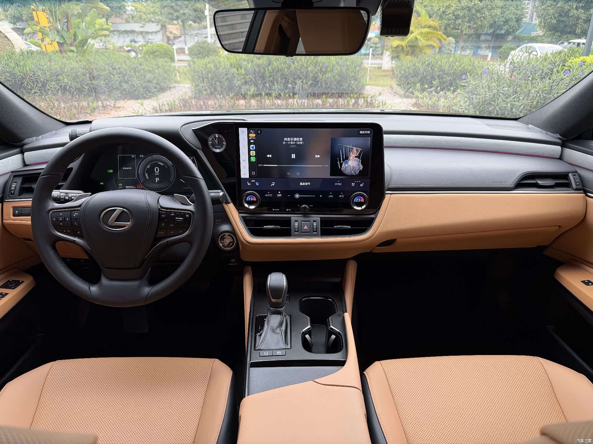 Lexus ES, 2025 6
