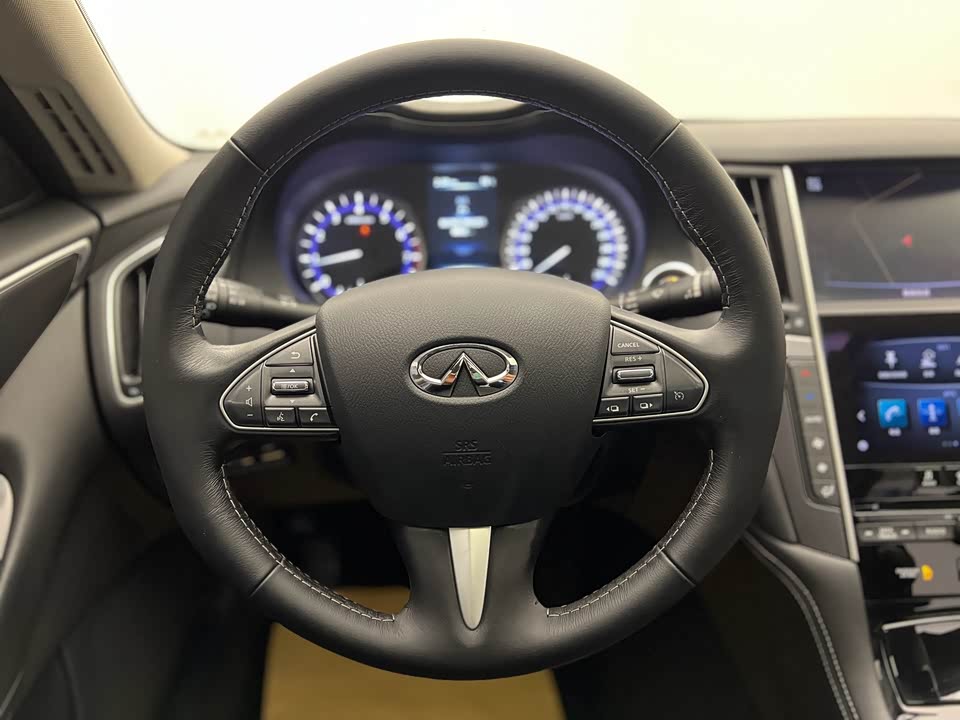 Infiniti Q50L