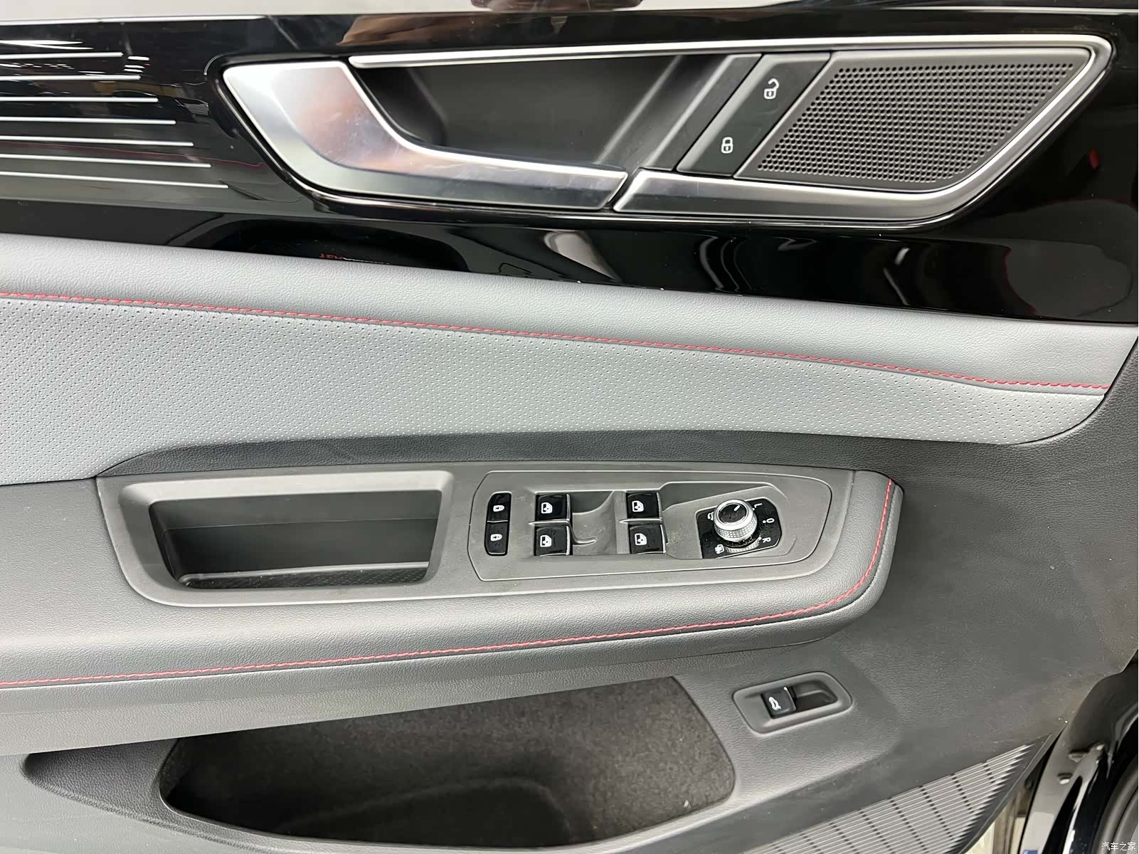 Volkswagen Teramont X, 2024 10