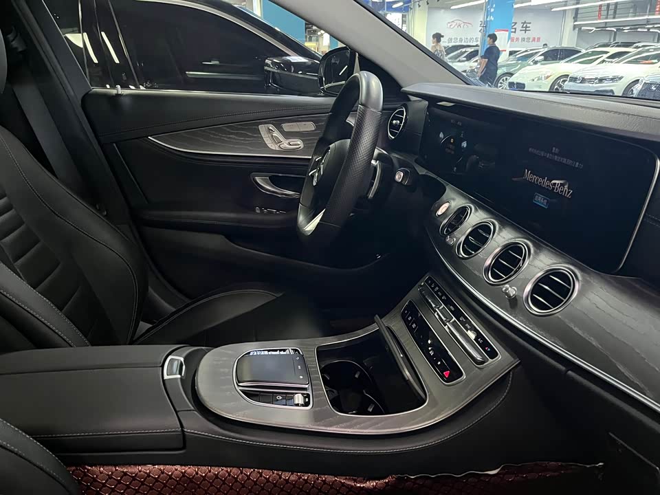 Mercedes-Benz E-class Mercedes-Benz E-class