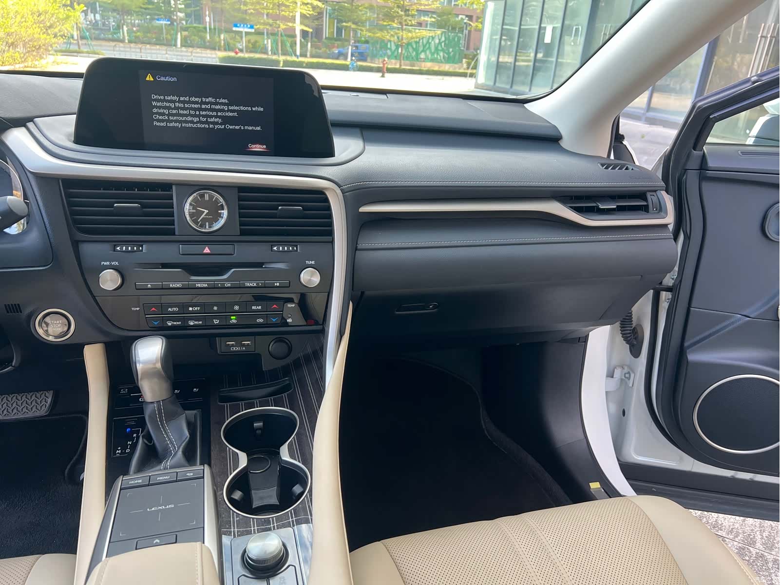Lexus RX, 2025 27