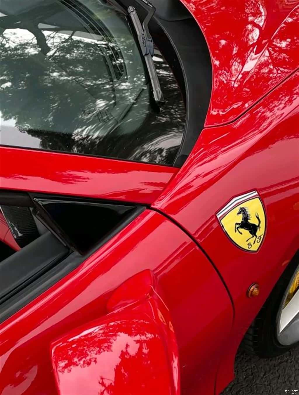 Ferrari 488, 2016 все фото
