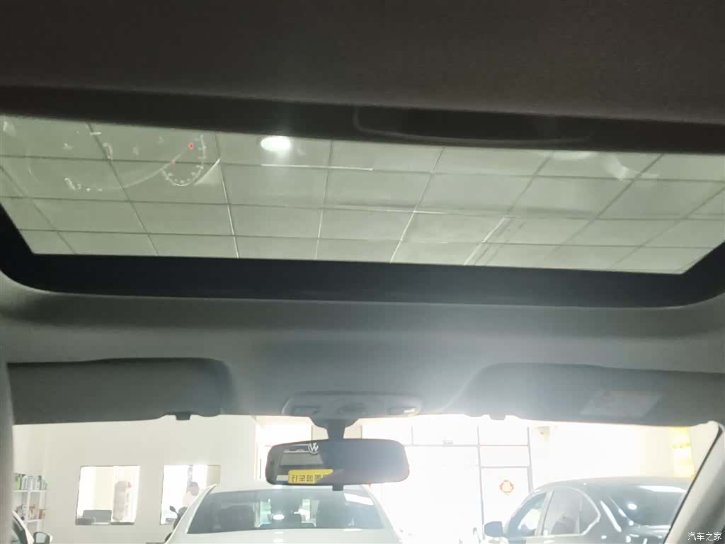 Geely Coolray, 2021 14