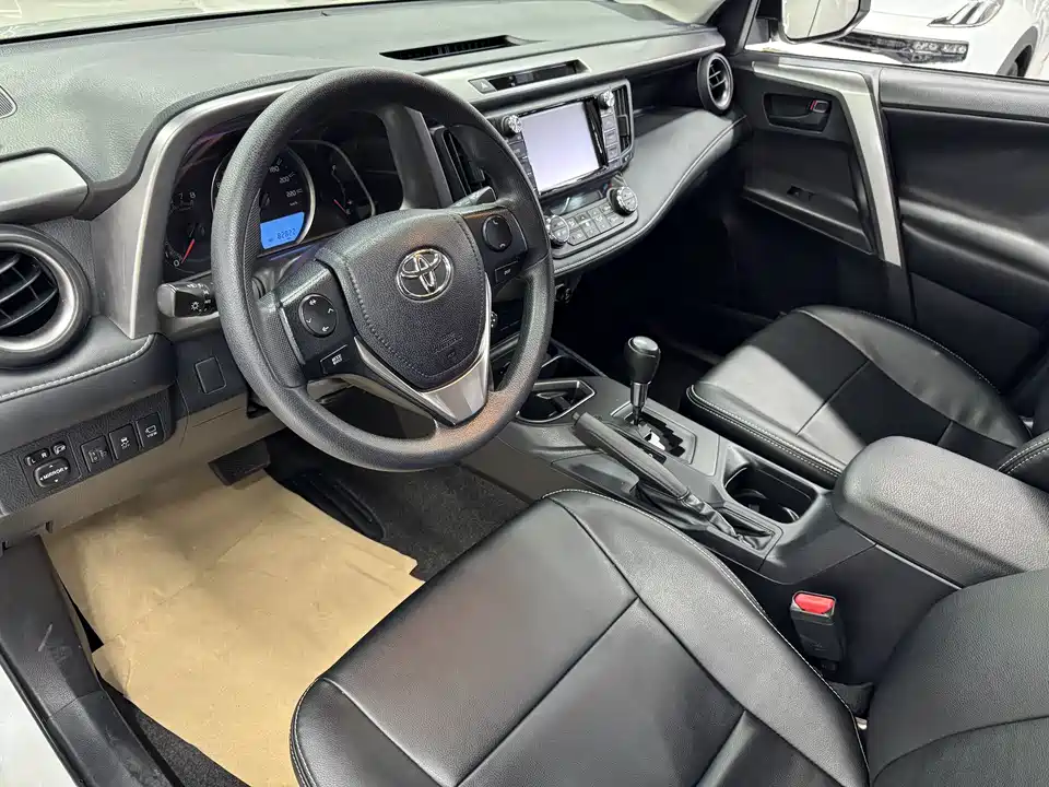 Toyota RAV4 Rongfang