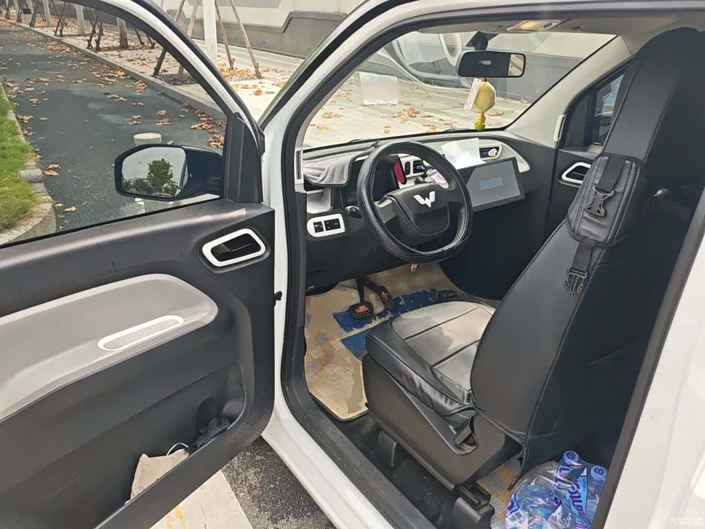 Wuling MINIEV, 2021 13