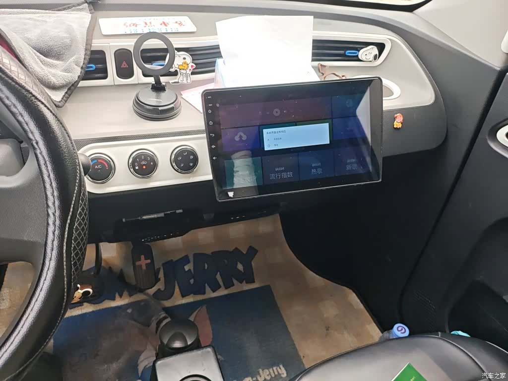 Wuling MINIEV, 2021 10