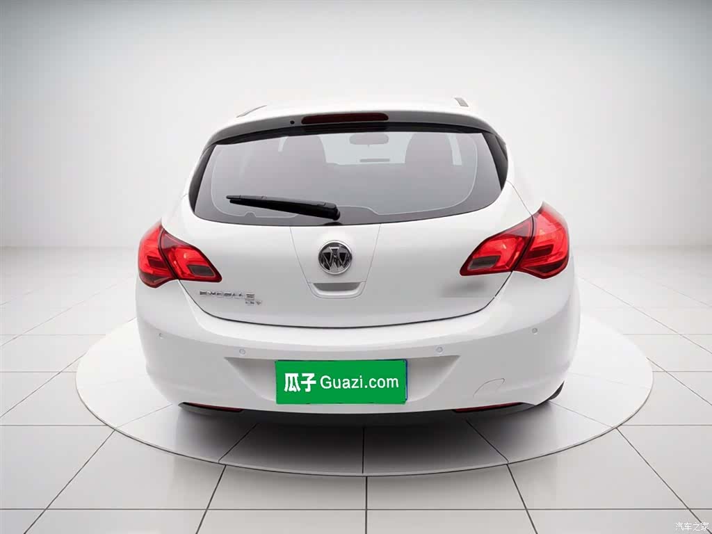 Buick XT, 2015 4