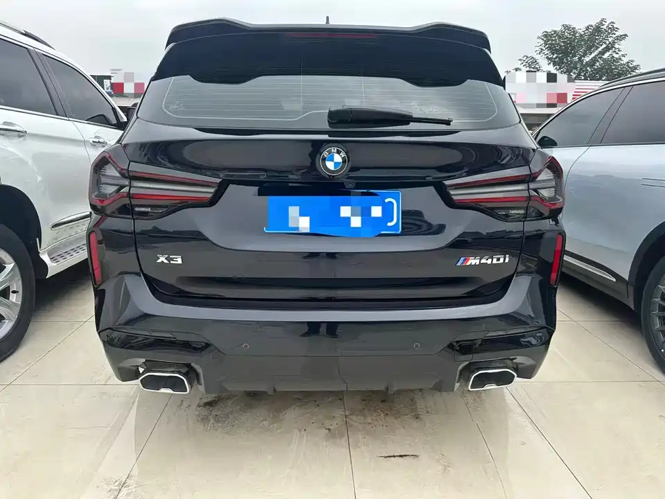 BMW X3 M40i