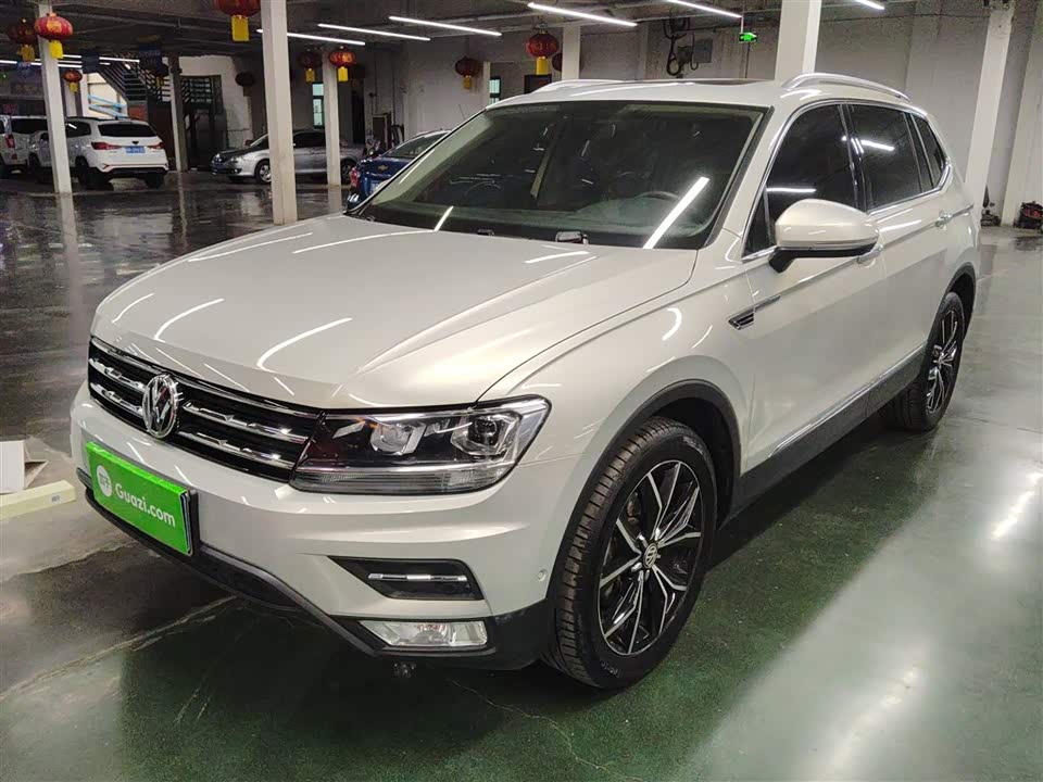 Volkswagen Tiguan L