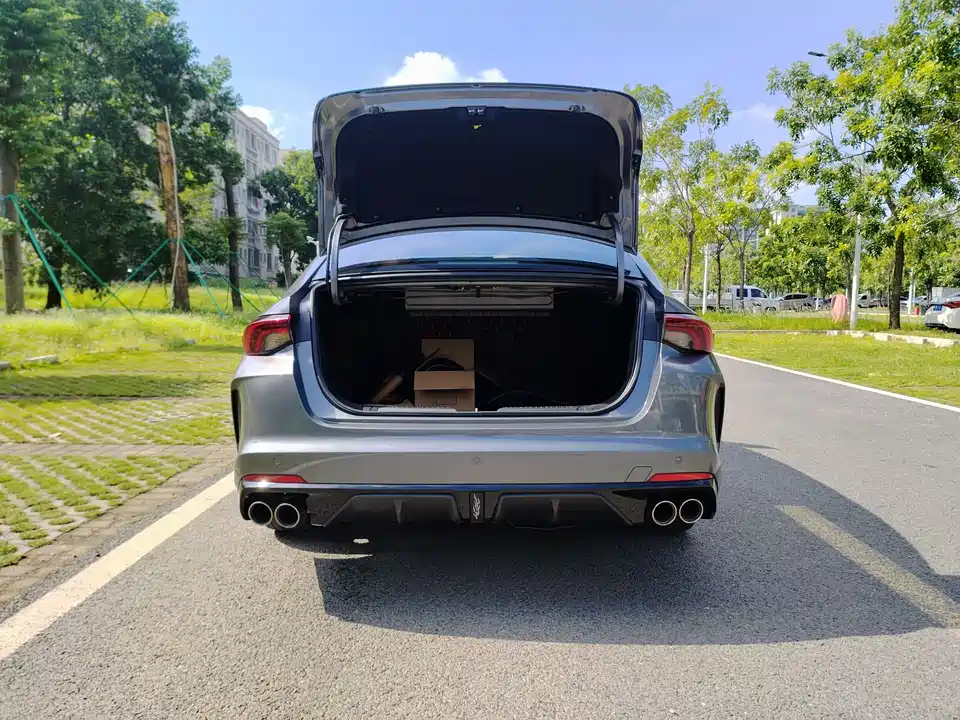 Trumpchi Shadow Leopard