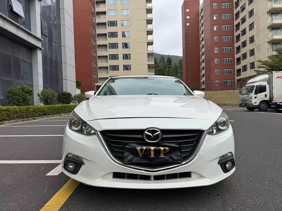 Mazda 3 Angkesaila