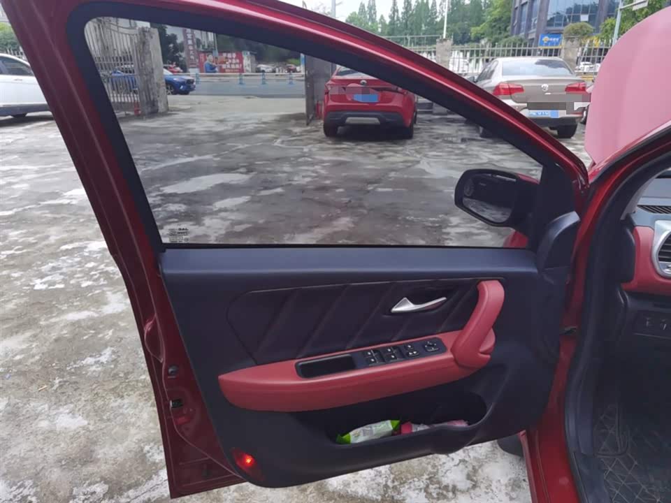 JAC JAC iEV6E