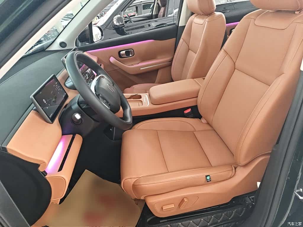 Leapmotor C10, 2025 15