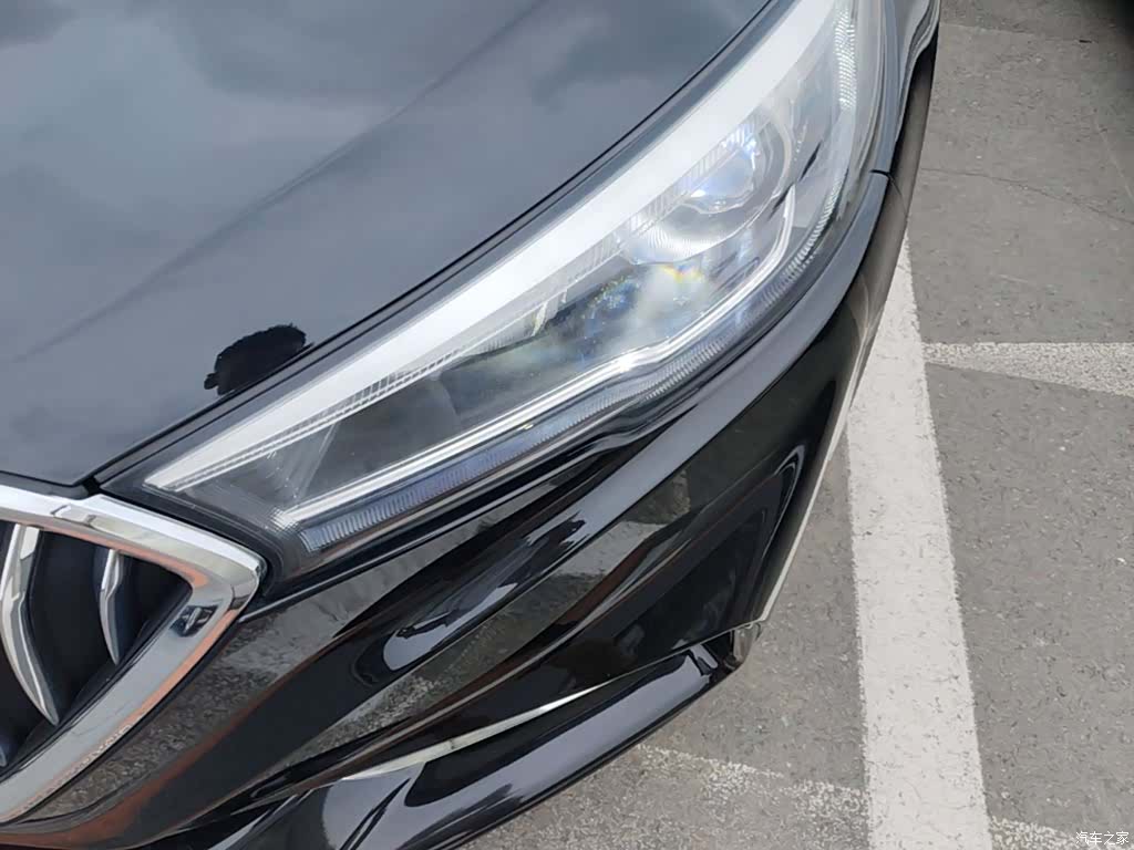 Hongqi H5, 2022 24