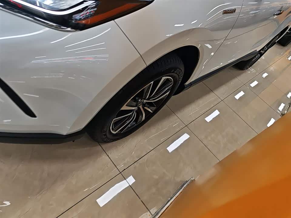 Toyota Ling Fang HARRIER