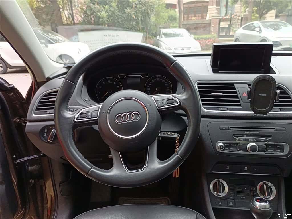 Audi Q3, 2015 3