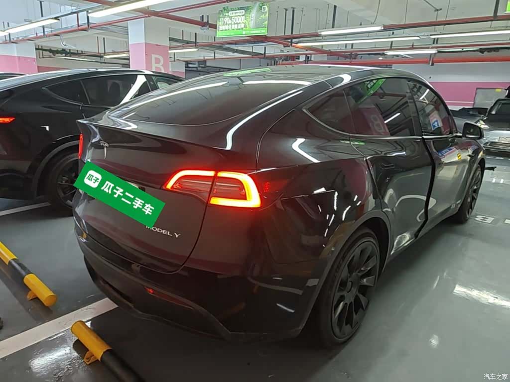 Tesla Model Y, 2021 7