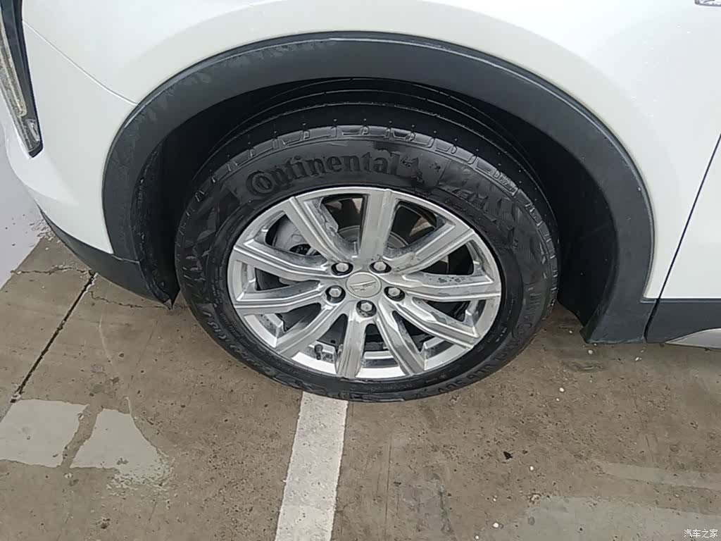 Cadillac XT4, 2022 23